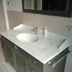 شقة Luca