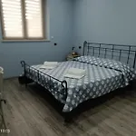 شقة Luca